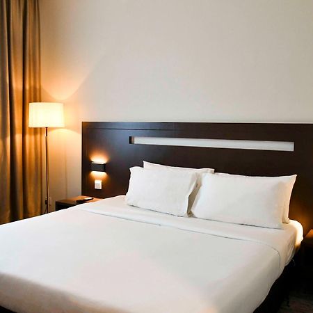 Premiere Hotel - Complimentary Shuttle To Klang Wholesale Market Exteriör bild