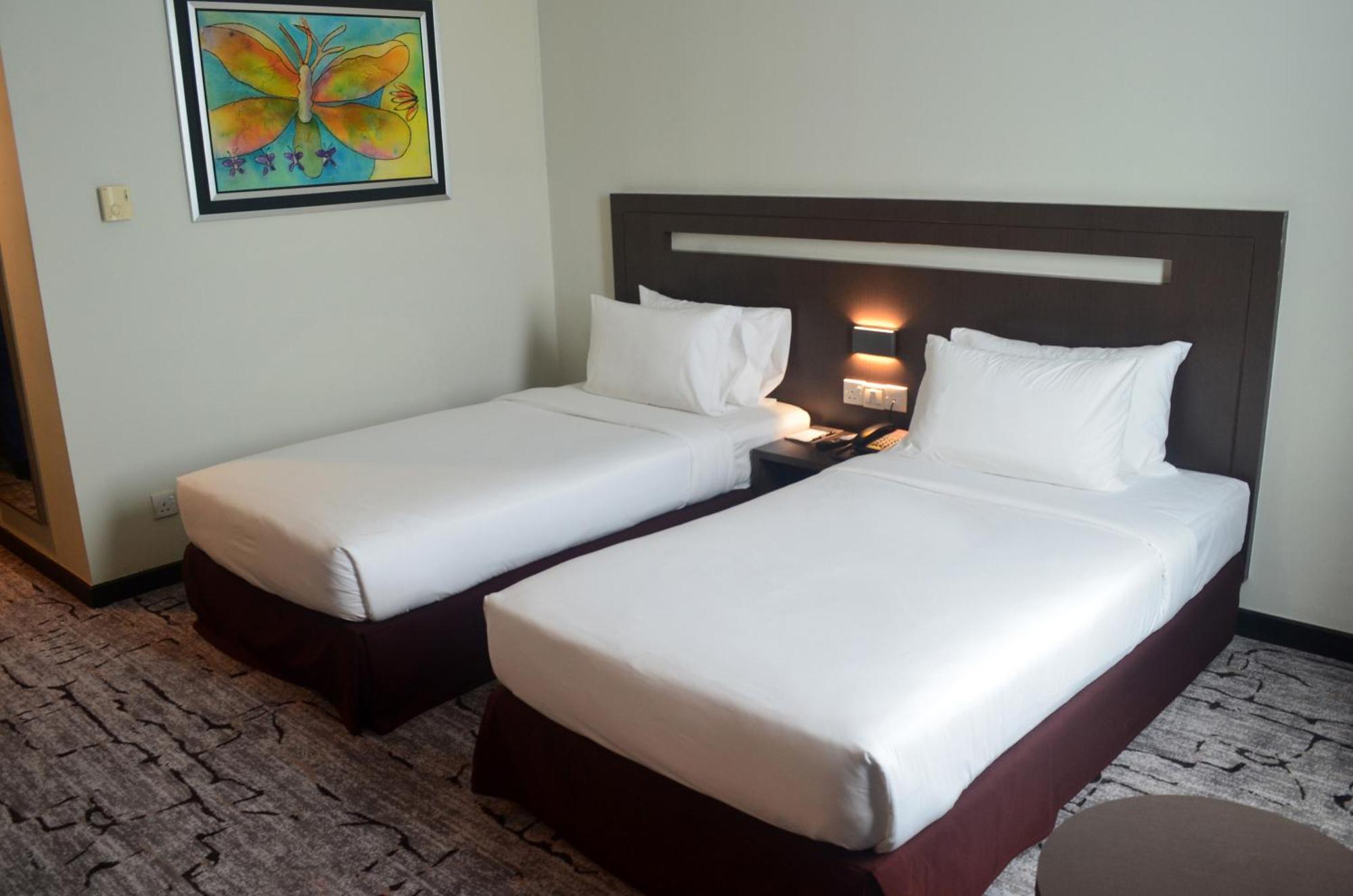 Premiere Hotel - Complimentary Shuttle To Klang Wholesale Market Exteriör bild