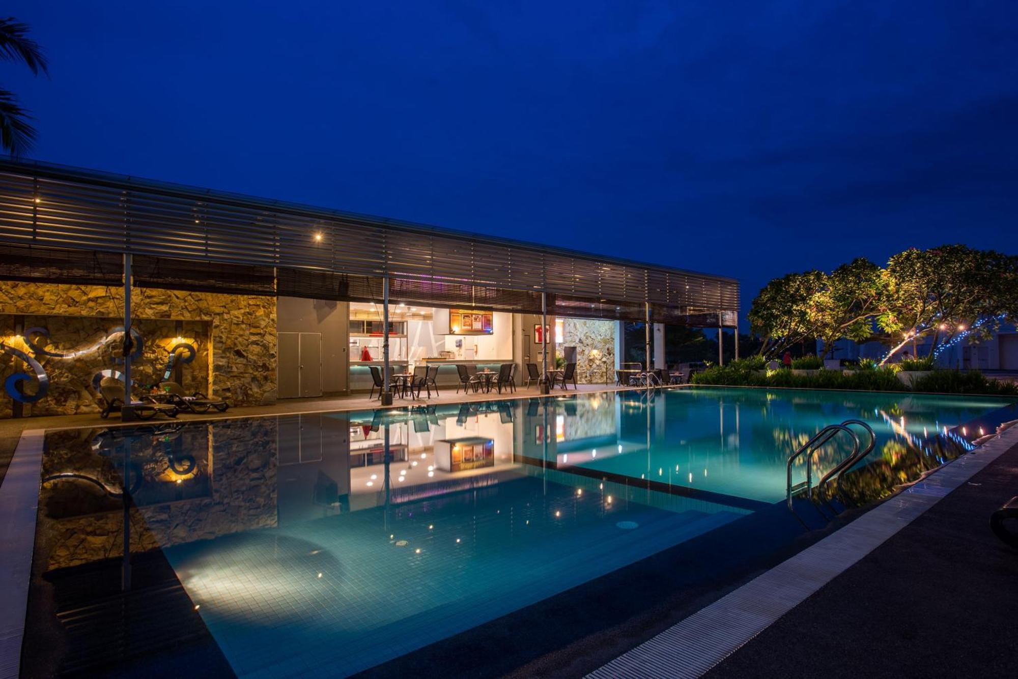 Premiere Hotel - Complimentary Shuttle To Klang Wholesale Market Exteriör bild