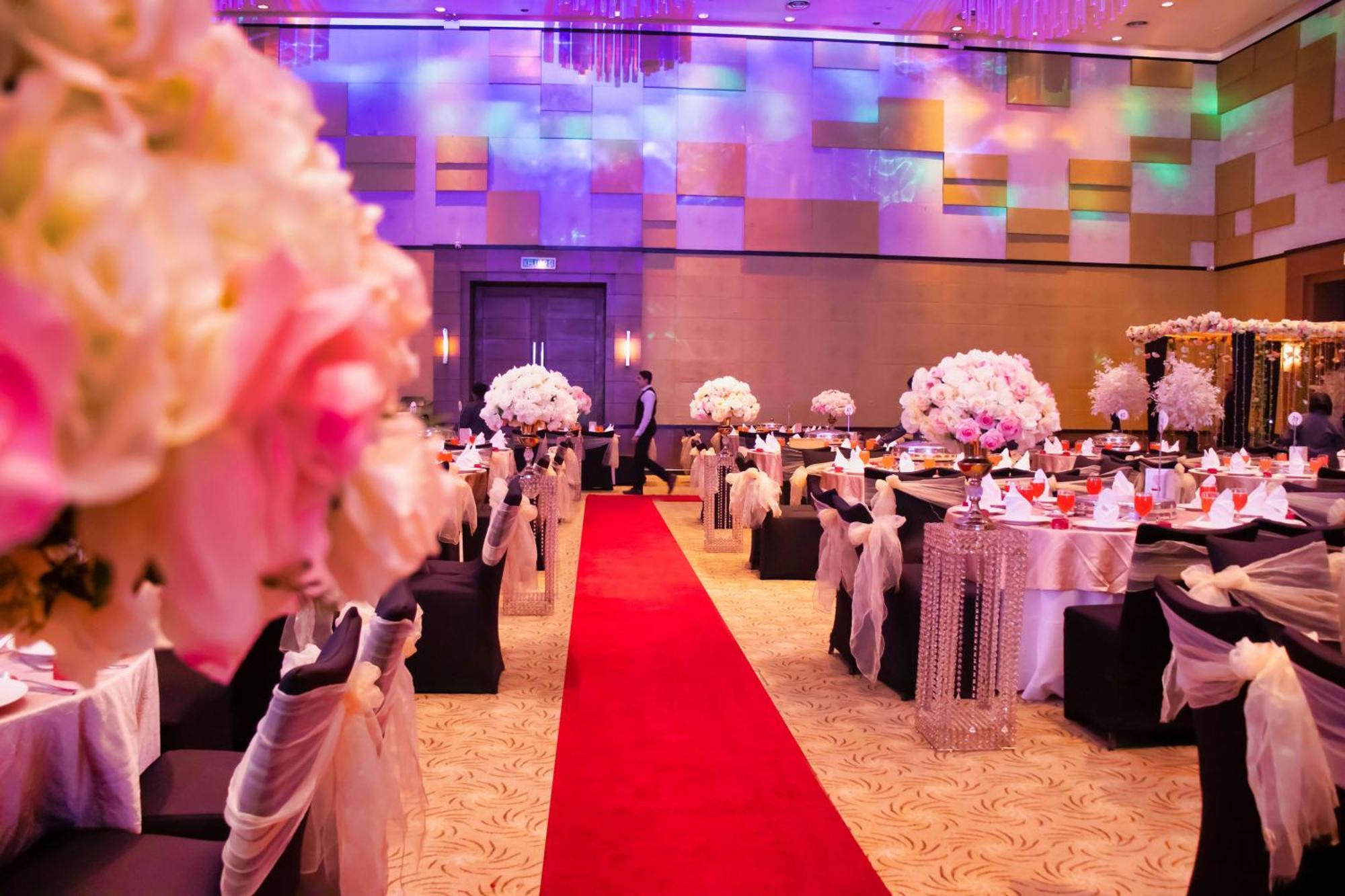 Premiere Hotel - Complimentary Shuttle To Klang Wholesale Market Exteriör bild