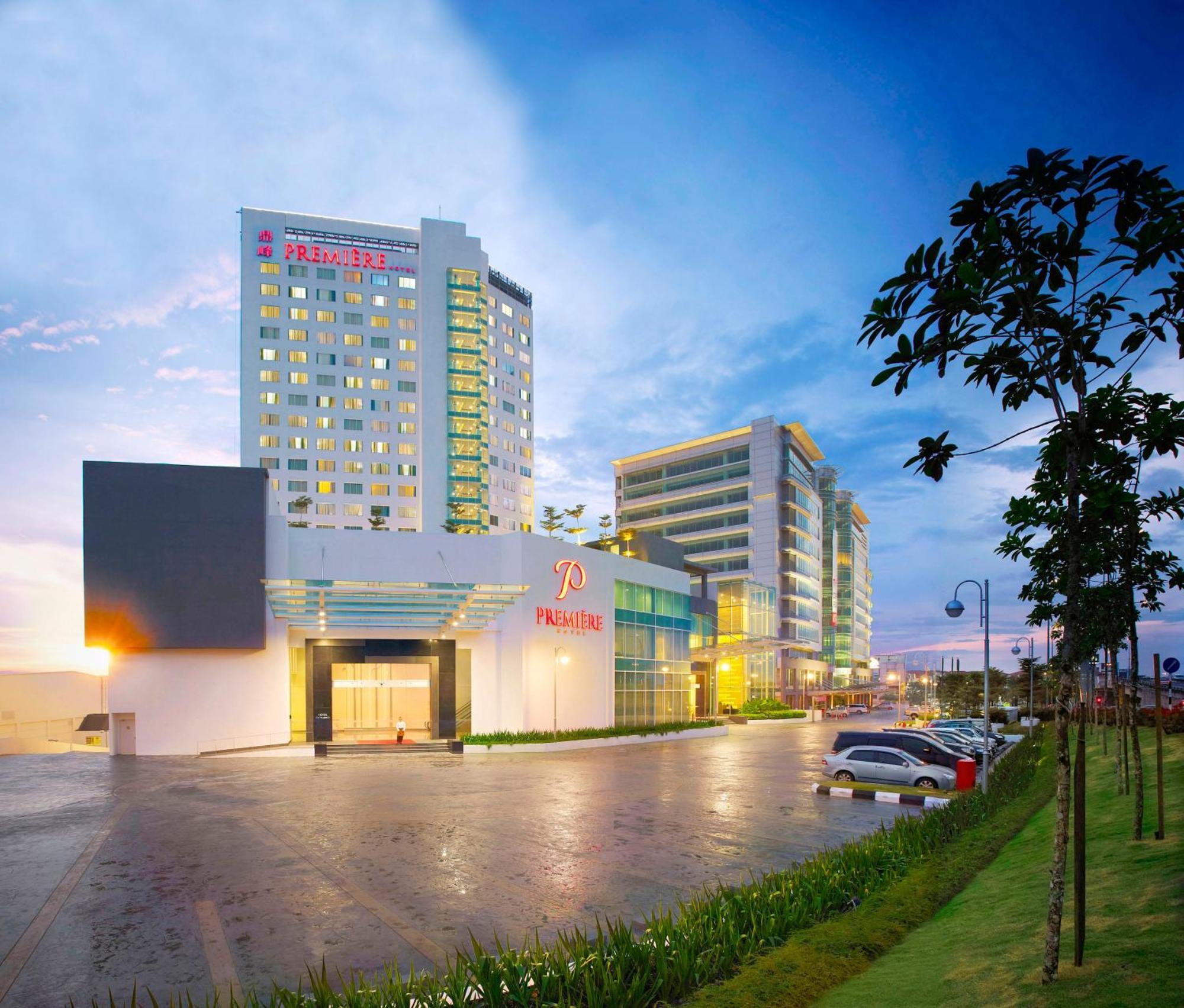 Premiere Hotel - Complimentary Shuttle To Klang Wholesale Market Exteriör bild