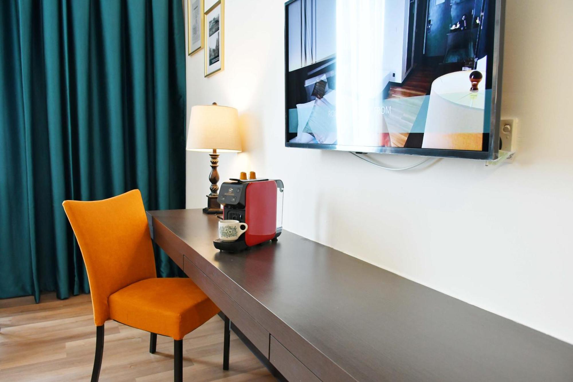 Premiere Hotel - Complimentary Shuttle To Klang Wholesale Market Exteriör bild