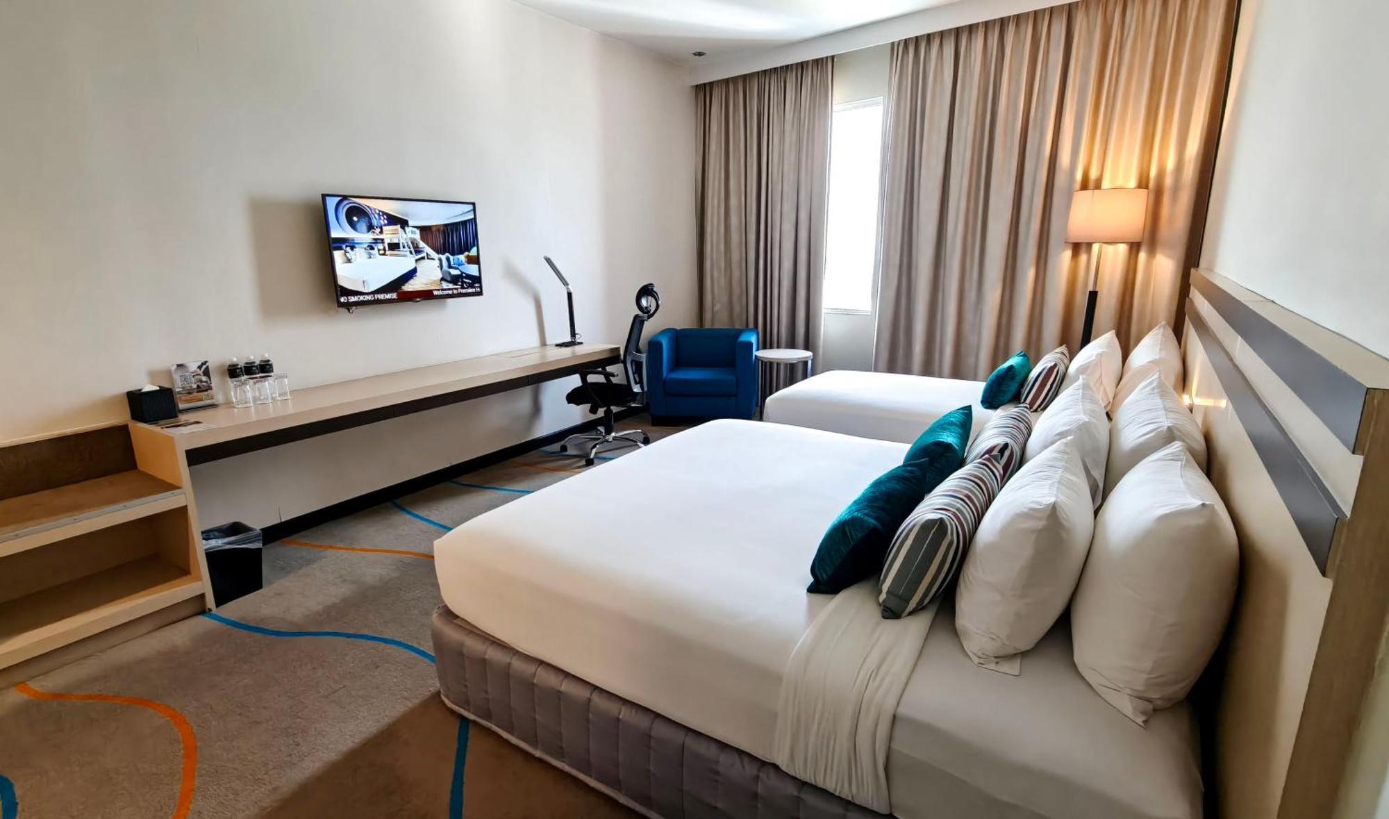 Premiere Hotel - Complimentary Shuttle To Klang Wholesale Market Exteriör bild