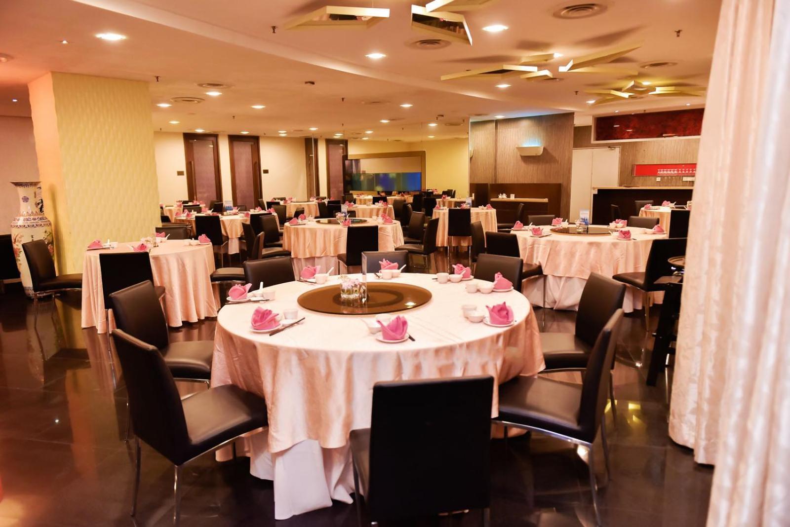 Premiere Hotel - Complimentary Shuttle To Klang Wholesale Market Exteriör bild